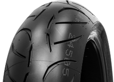 Nahaufnahme der Lauffläche Metzeler Sportec M7 RR 190/50ZR17 (73 W) Hinten TL M/C