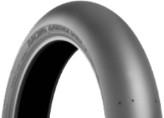 Nahaufnahme der Lauffläche Bridgestone V02 90/580 R17 W Vorne TL Medium