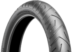 Nahaufnahme der Lauffläche Bridgestone Battlax Adventure A41 110/80 R19 59 V Vorne TL