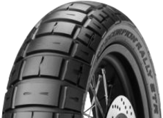 Nahaufnahme der Lauffläche Pirelli Scorpion Rally STR 120/70 R18 59 V Vorne TL M/C M+S