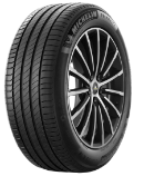 Nahaufnahme der Lauffläche Michelin Primacy 4 235/55 R18 100 V VOL
