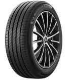 Nahaufnahme der Lauffläche Michelin Primacy 4 205/55 R17 91 V S1