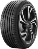Nahaufnahme der Lauffläche Michelin Pilot Sport 4 SUV 275/40 R20 106 Y XL