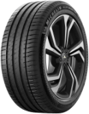 Nahaufnahme der Lauffläche Michelin Pilot Sport 4 SUV 265/45 R20 108 Y XL