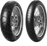 Nahaufnahme der Lauffläche Metzeler Tourance Next 2 120/70ZR19 60 W Vorne TL M/C