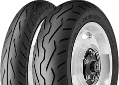 Nahaufnahme der Lauffläche Dunlop D251 190/60 R17 78 H Hinten TL M/C