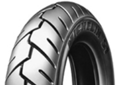 Nahaufnahme der Lauffläche Michelin S 1 80/100-10 46 J Vorne/Hinten TL/TT