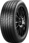 Nahaufnahme der Lauffläche Pirelli Powergy 2 245/45 R18 100 Y XL