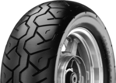 Nahaufnahme der Lauffläche Maxxis M6011 170/80-15 77 H Hinten TL M/C Classic